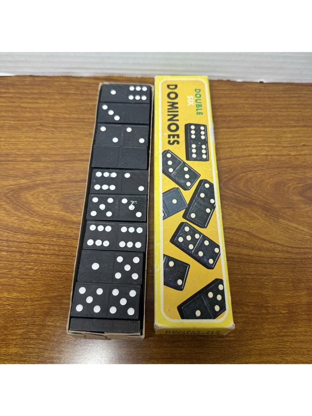 Vintage DOUBLE SIX DOMINOES With original box